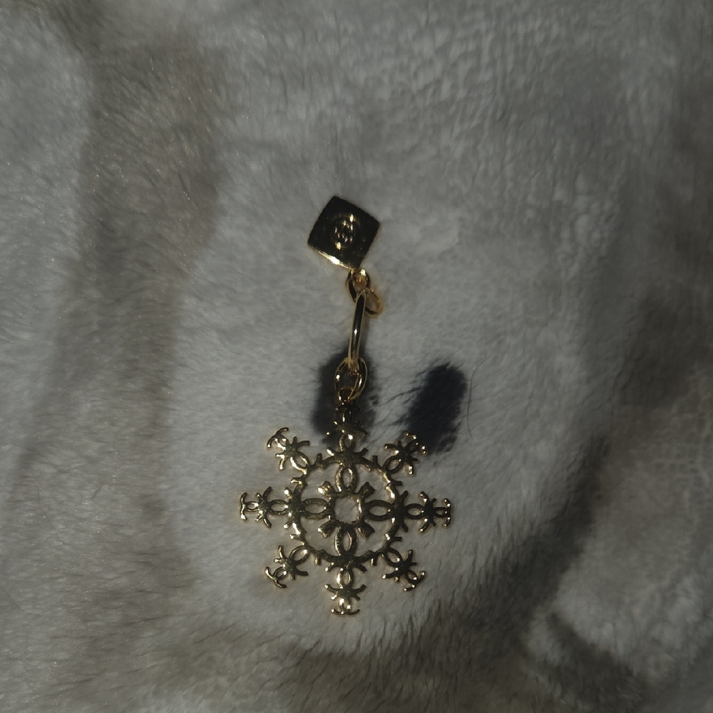Chanel Gold Snowflake Charm